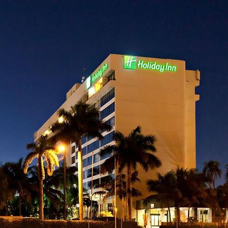 Holiday Inn Miami West - Airport Area By Ihg Hialeah Gardens Exterior foto