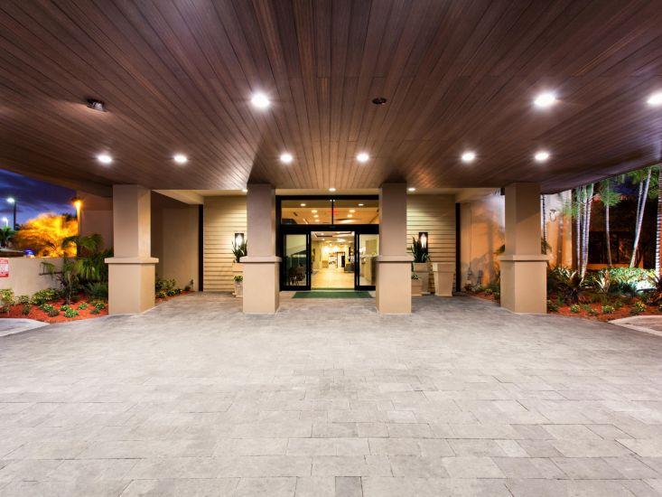 Holiday Inn Miami West - Airport Area By Ihg Hialeah Gardens Exterior foto
