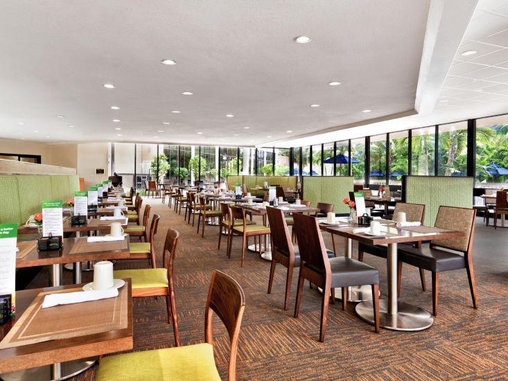 Holiday Inn Miami West - Airport Area By Ihg Hialeah Gardens Exterior foto